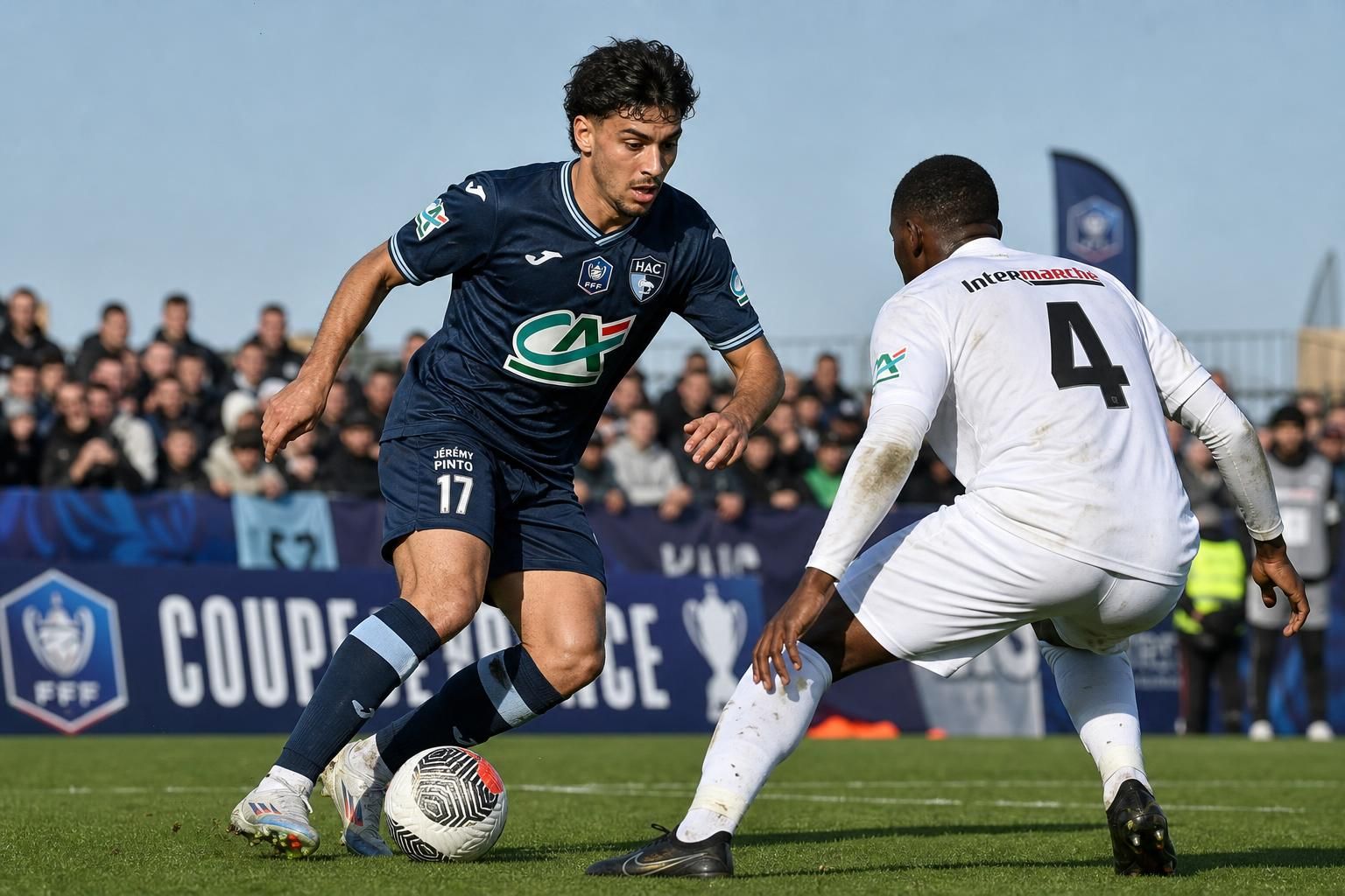 découvrez le troisième tour de la coupe de france de football, un moment clé pour le buteur jérémy pinto et son équipe qui s'apprêtent à franchir une étape importante.