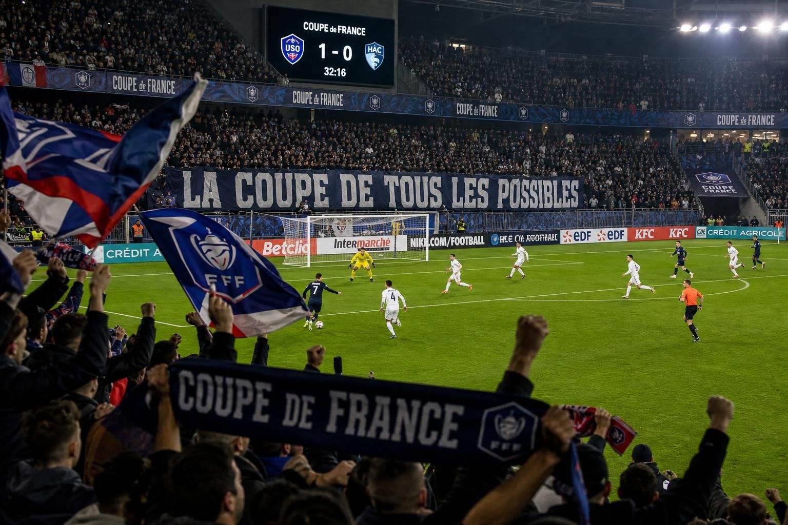 revivez le 3e tour de la coupe de france de football, un moment clé prometteur pour le buteur jérémy pinto et son équipe, prêts à marquer l'histoire.