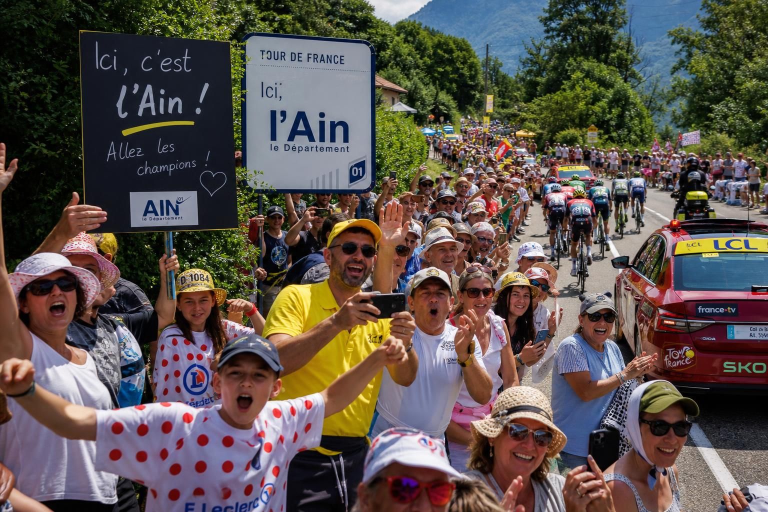 découvrez comment le département de l'ain sera mis à l'honneur en s'élançant sur le parcours du tour de france 2027, une étape sportive et touristique majeure.